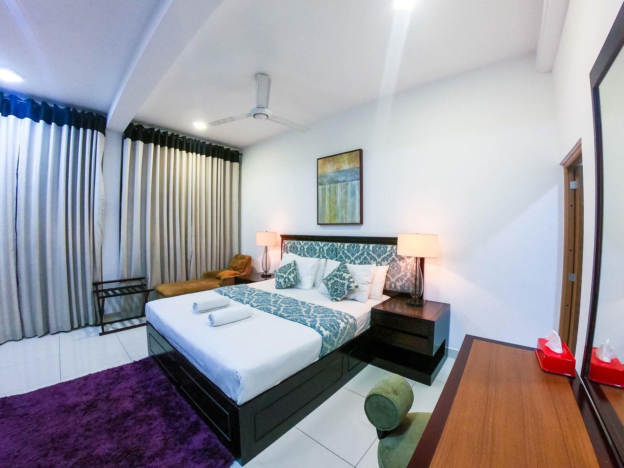 Romance Hills Hotel Kandy Exterior photo