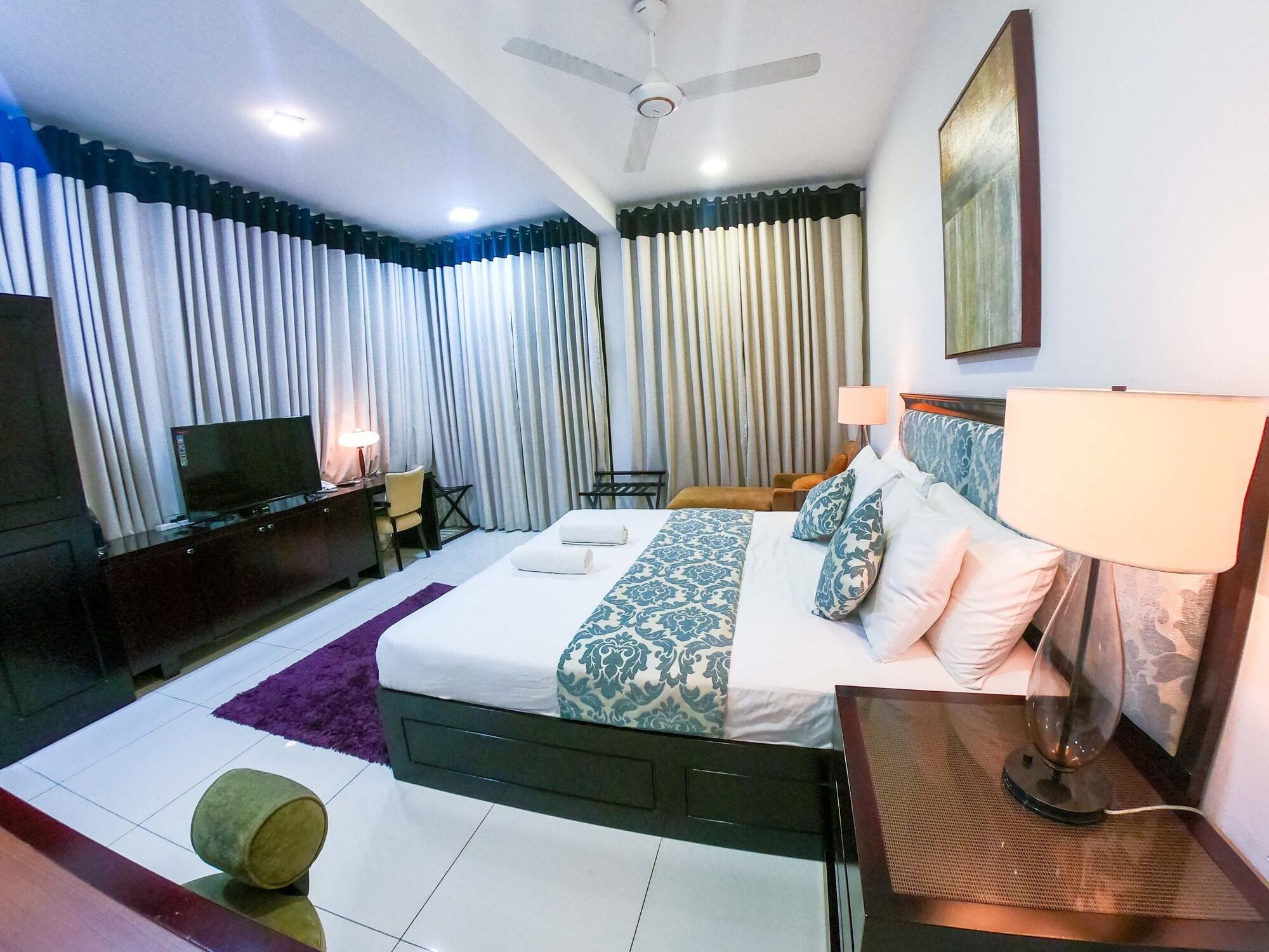 Romance Hills Hotel Kandy Exterior photo