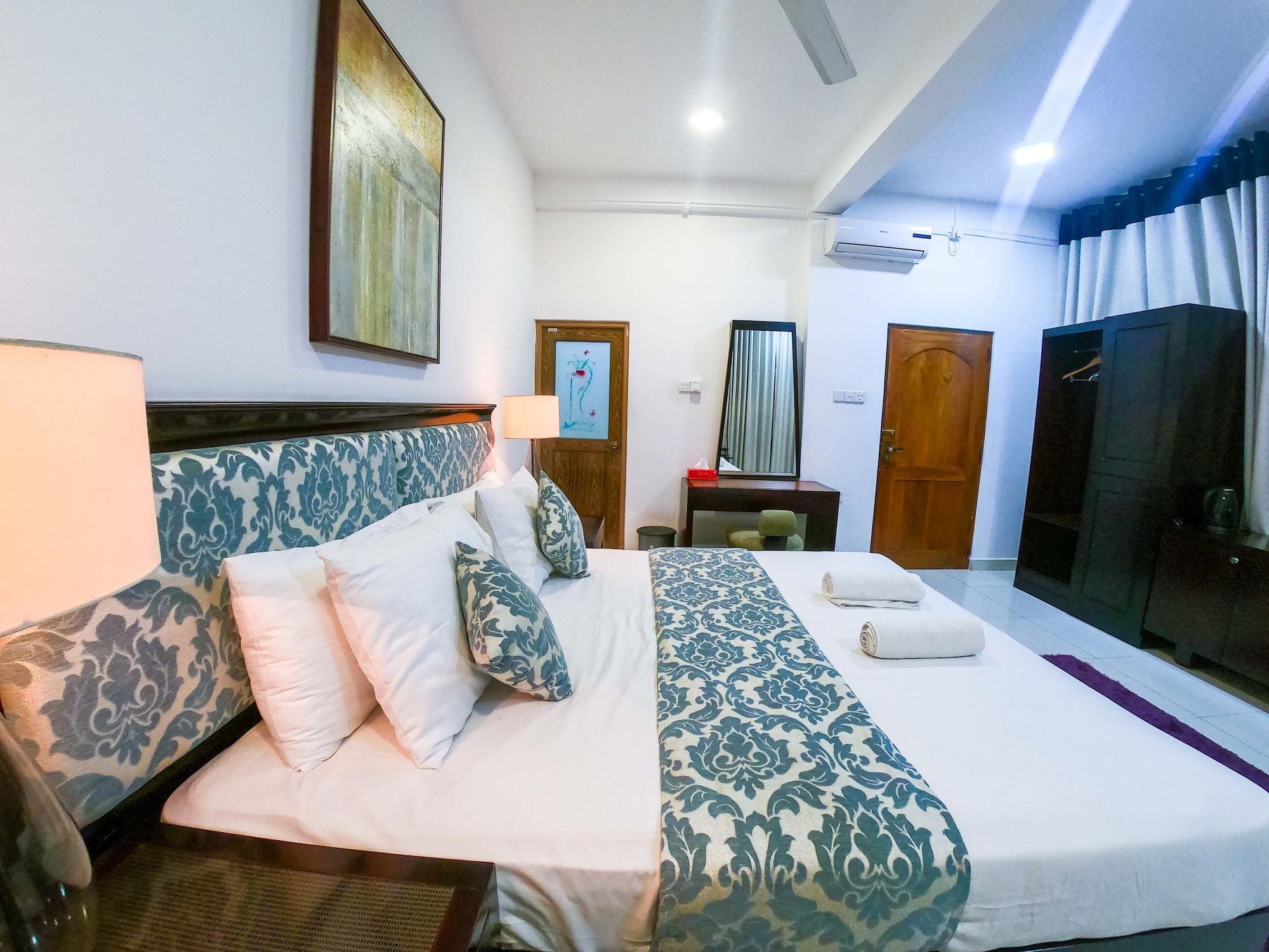 Romance Hills Hotel Kandy Exterior photo