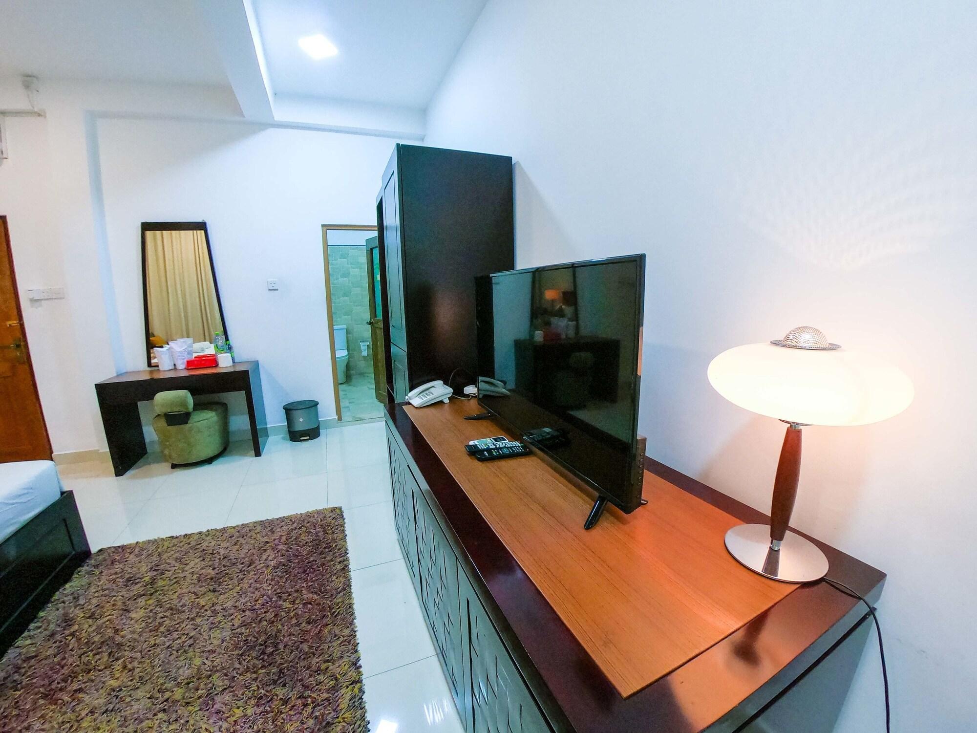 Romance Hills Hotel Kandy Exterior photo