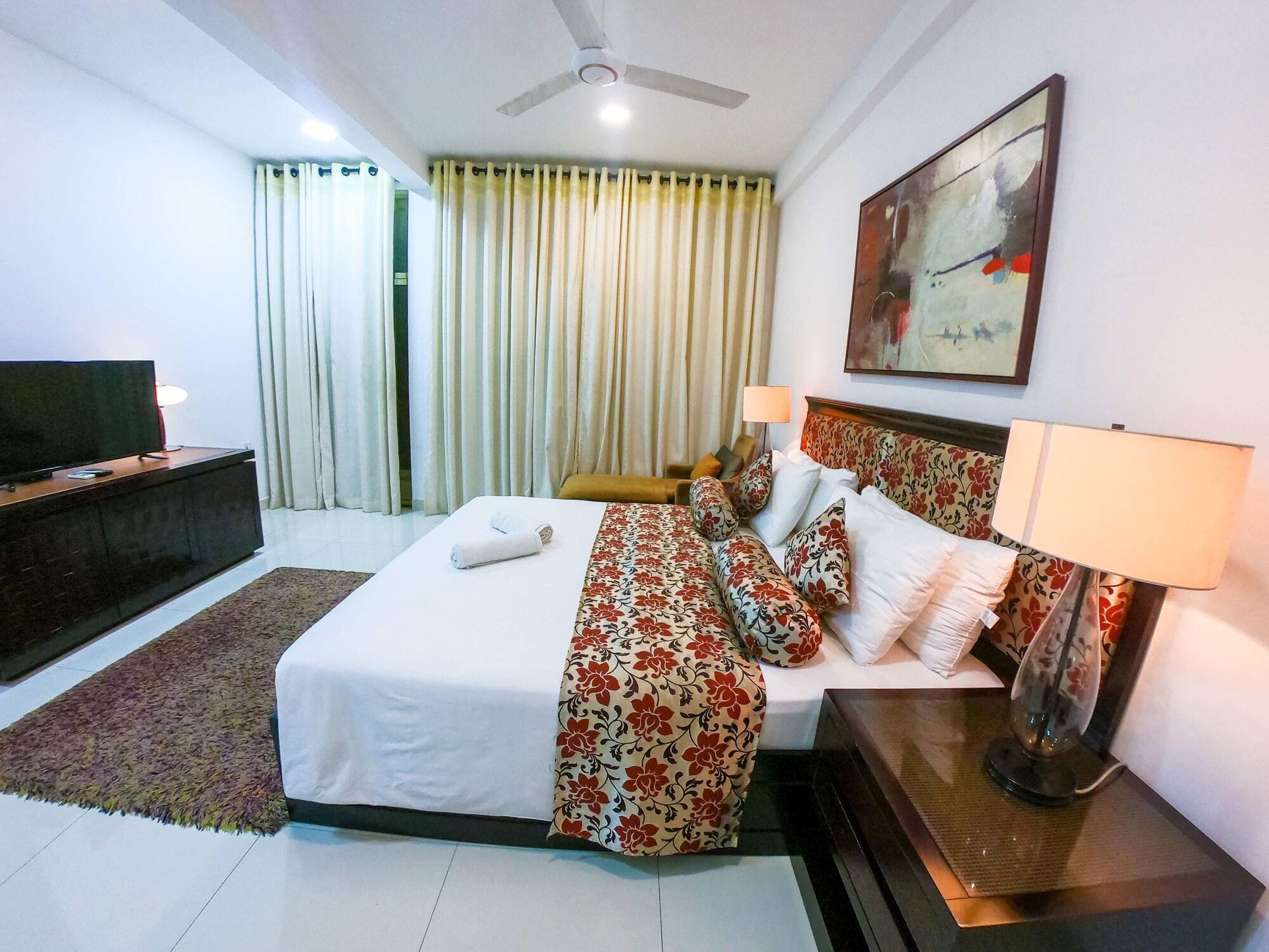Romance Hills Hotel Kandy Exterior photo
