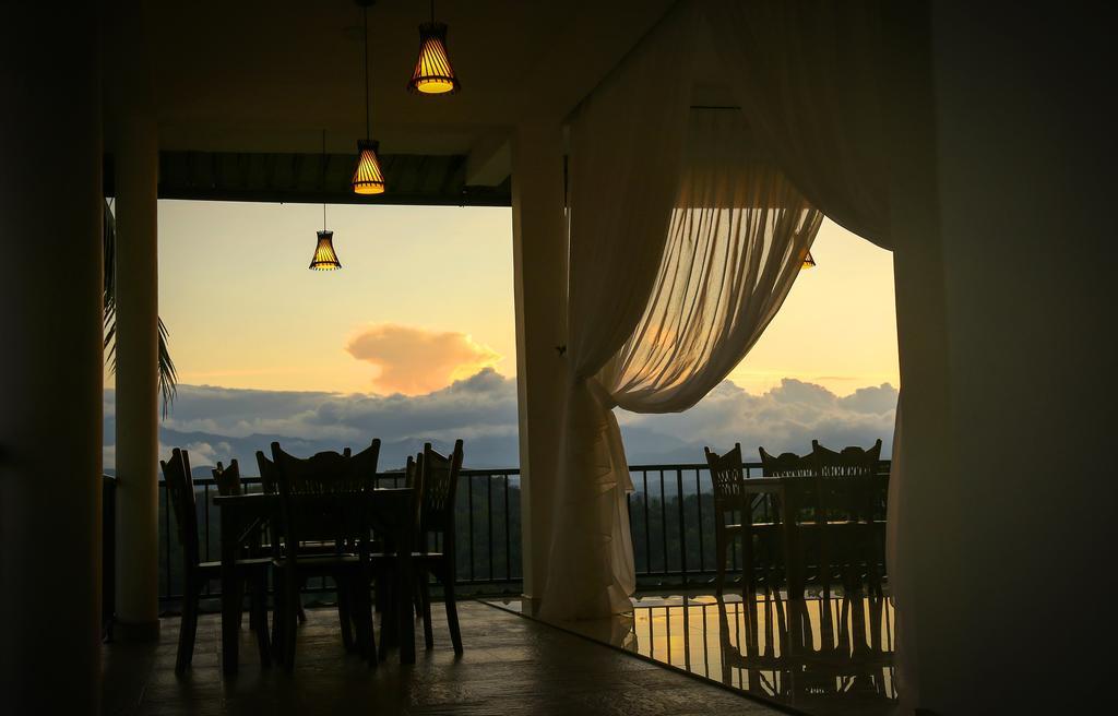 Romance Hills Hotel Kandy Exterior photo