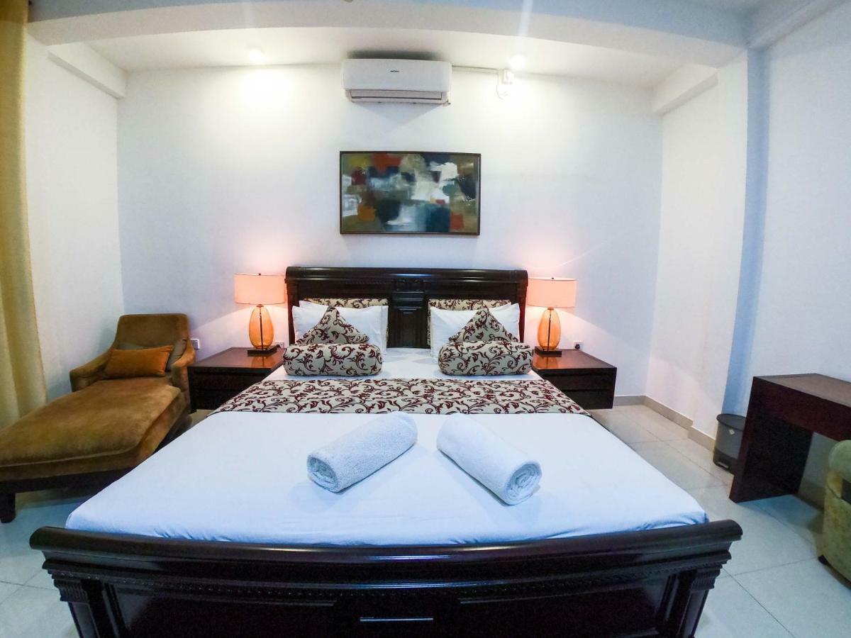 Romance Hills Hotel Kandy Exterior photo