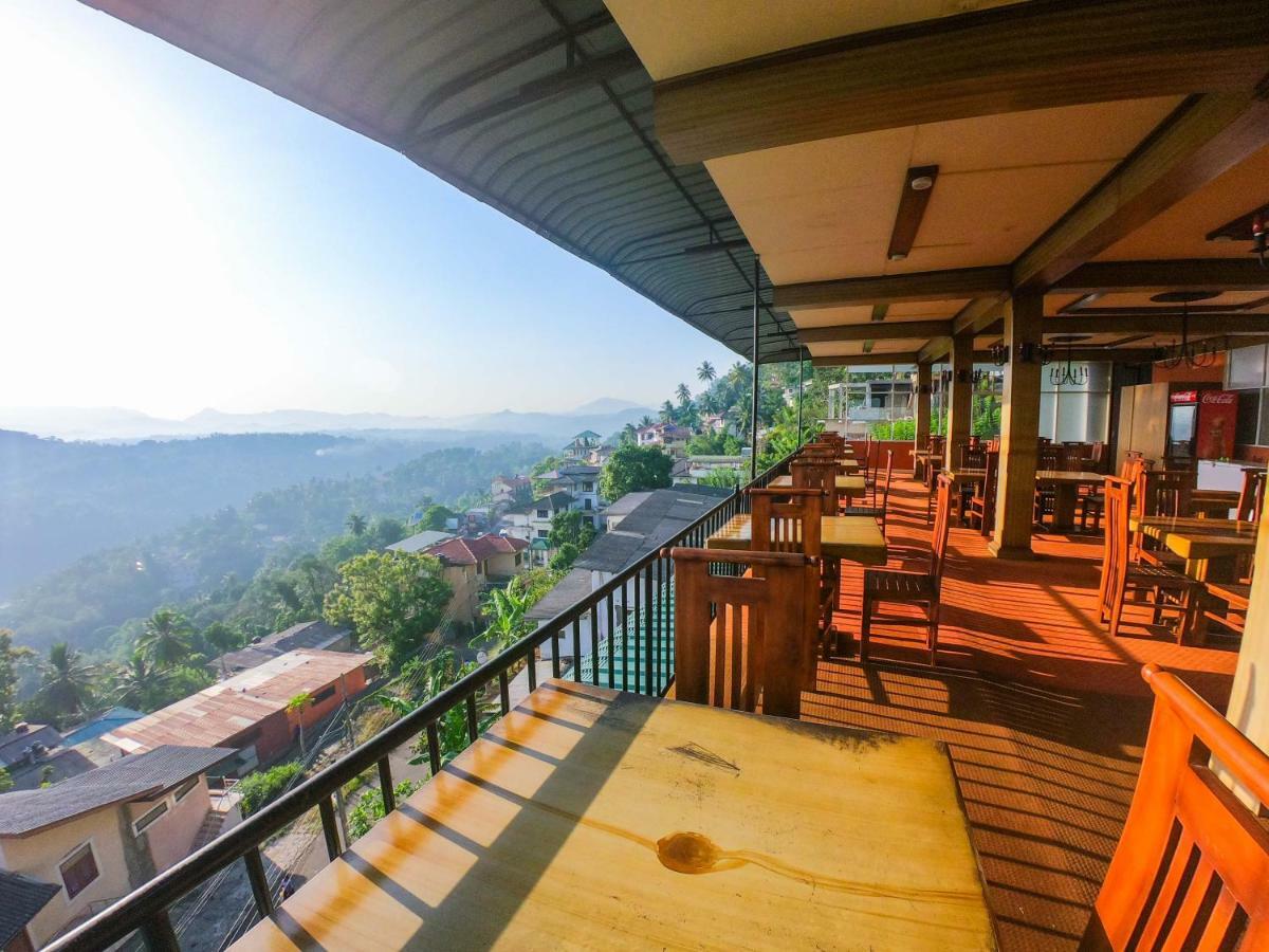Romance Hills Hotel Kandy Exterior photo